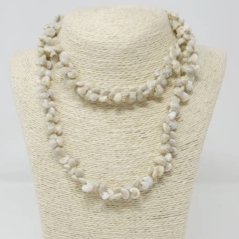 Hawaiian shell necklace beach jewelry nautical ocean summer